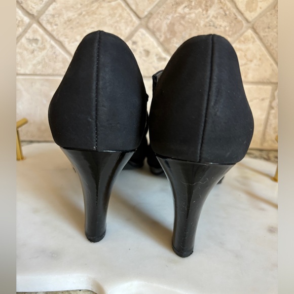 Life Stride Black Slip-On Heels - Picture 7 of 15